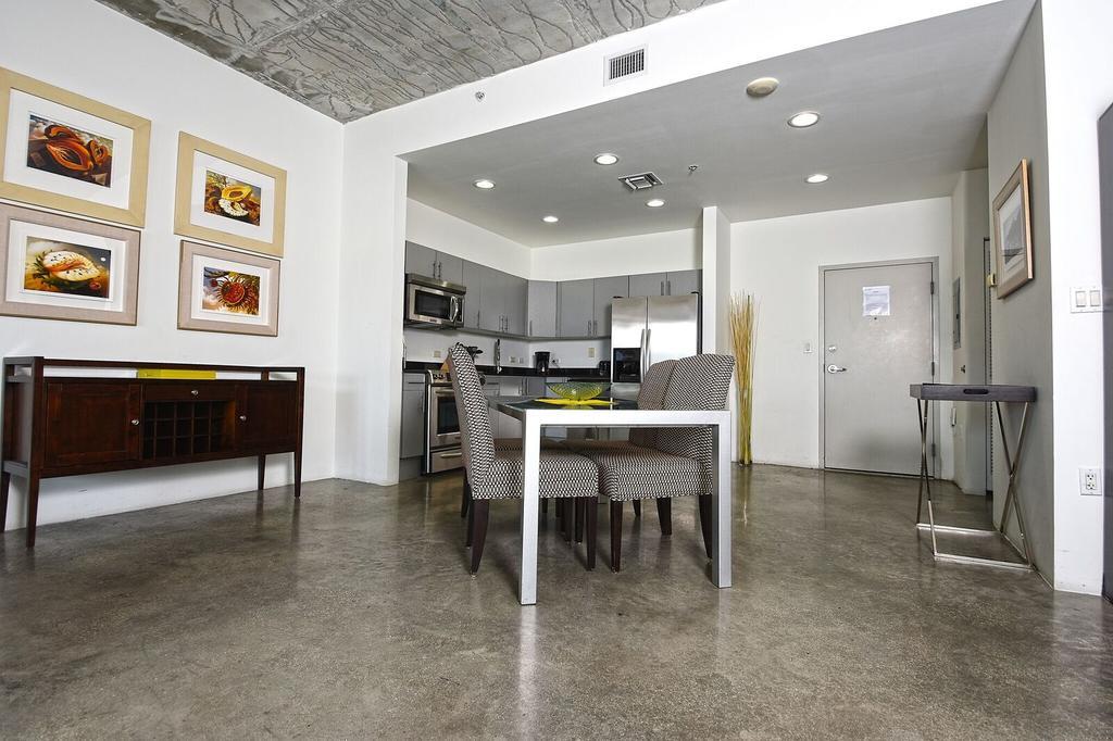 Real Living Hotel Residence Miami Bagian luar foto
