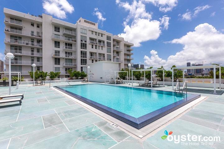 Real Living Hotel Residence Miami Bagian luar foto